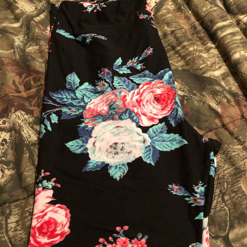 LuLaRoe TC2 leggings